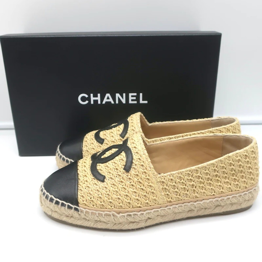 Chanel 22P CC Cap Toe Espadrilles Beige Braided Fabric & Black Leather Size 37